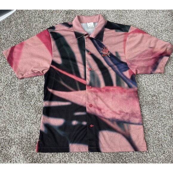 Nike Dri-Fit Hawaiian Shirt Button Up Mesh Spellout Swoosh Logo Men’s Size Small - Picture 1 of 8